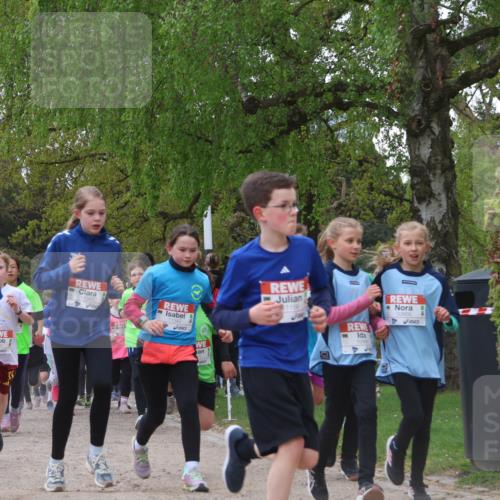 25.04.2026 - Das Zehntel Zöllner http://msf.ph/oto/9658322 25.04.2026 11:43:02 Laufen 10503, 11342, 1156 meine-sportfotos.de