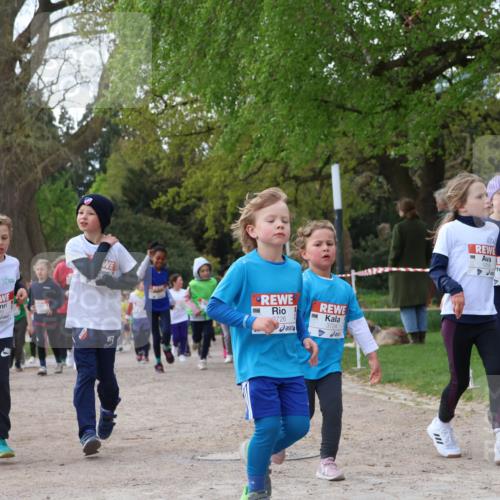 25.04.2026 - Das Zehntel Zöllner http://msf.ph/oto/9658339 25.04.2026 07:48:33 Laufen 2726, 3724, 1258, 1272 meine-sportfotos.de