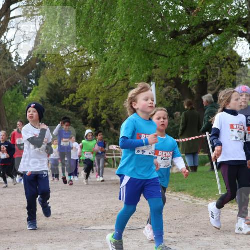 25.04.2026 - Das Zehntel Zöllner http://msf.ph/oto/9658345 25.04.2026 07:48:33 Laufen 3446, 3726, 3724 meine-sportfotos.de