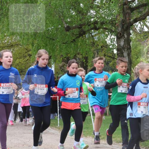 25.04.2026 - Das Zehntel Zöllner http://msf.ph/oto/9658346 25.04.2026 11:43:03 Laufen 11458, 10503, 11340, 12101, 10575, 10629, 10869, 1115, 108 meine-sportfotos.de