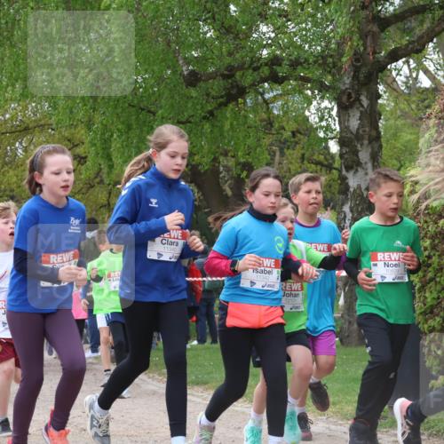 25.04.2026 - Das Zehntel Zöllner http://msf.ph/oto/9658352 25.04.2026 11:43:03 Laufen 11458, 11340, 11342, 12101, 10629, 1 meine-sportfotos.de