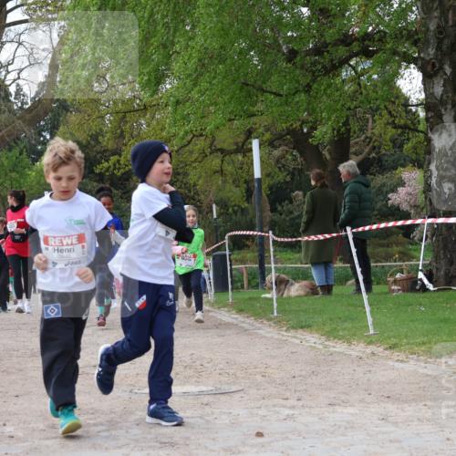 25.04.2026 - Das Zehntel Zöllner http://msf.ph/oto/9658366 25.04.2026 07:48:34 Laufen 3451, 3446, 1272 meine-sportfotos.de