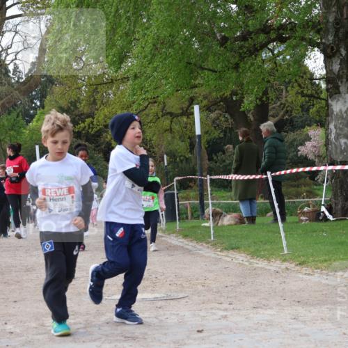 25.04.2026 - Das Zehntel Zöllner http://msf.ph/oto/9658369 25.04.2026 07:48:34 Laufen 3451, 3446 meine-sportfotos.de