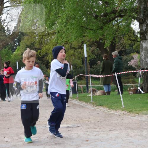 25.04.2026 - Das Zehntel Zöllner http://msf.ph/oto/9658372 25.04.2026 07:48:34 Laufen 3451, 3446 meine-sportfotos.de