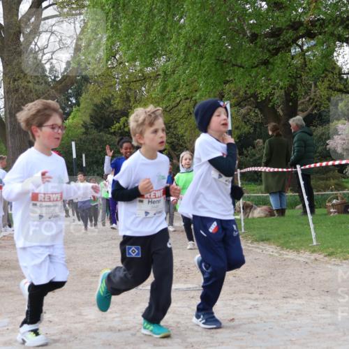 25.04.2026 - Das Zehntel Zöllner http://msf.ph/oto/9658378 25.04.2026 07:48:34 Laufen 3451, 3446 meine-sportfotos.de