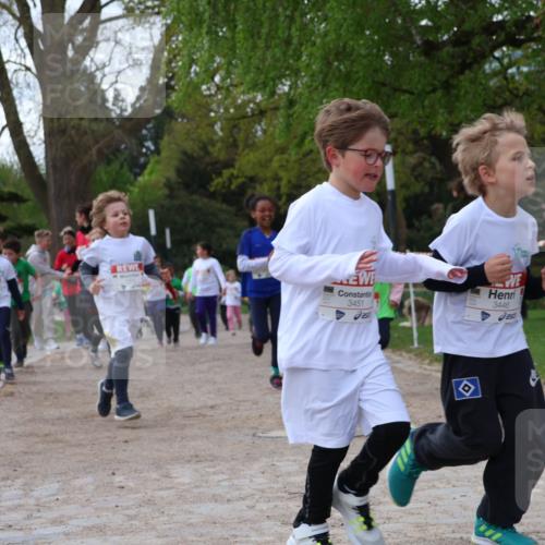 25.04.2026 - Das Zehntel Zöllner http://msf.ph/oto/9658402 25.04.2026 07:48:35 Laufen 3451, 3446 meine-sportfotos.de
