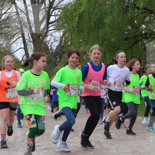 25.04.2026 - Das Zehntel Zöllner http://msf.ph/oto/9658427 25.04.2026 11:43:05 Laufen 12773, 12739 meine-sportfotos.de