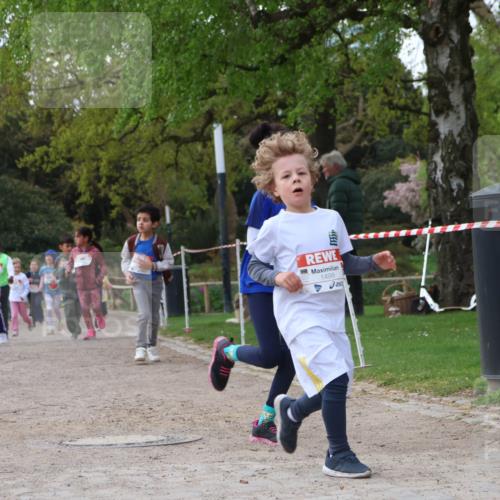25.04.2026 - Das Zehntel Zöllner http://msf.ph/oto/9658432 25.04.2026 07:48:36 Laufen 1498 meine-sportfotos.de