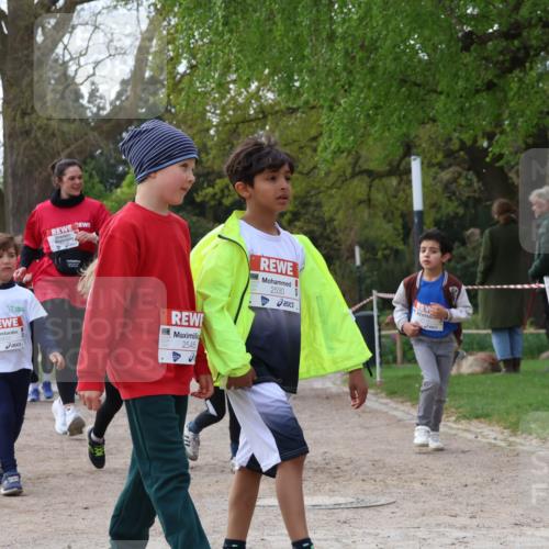 25.04.2026 - Das Zehntel Zöllner http://msf.ph/oto/9658480 25.04.2026 07:48:38 Laufen 230, 3437, 2545, 2530 meine-sportfotos.de