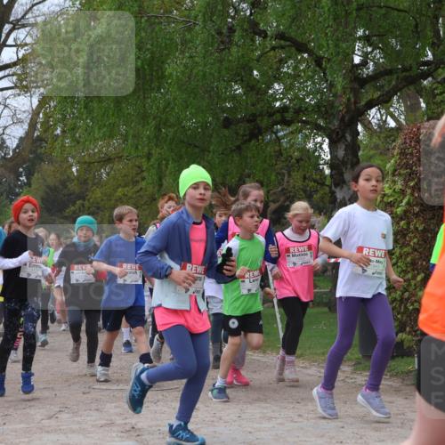 25.04.2026 - Das Zehntel Zöllner http://msf.ph/oto/9658484 25.04.2026 11:43:06 Laufen 10215, 10849, 1943 meine-sportfotos.de
