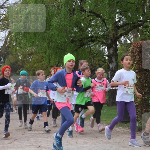 25.04.2026 - Das Zehntel Zöllner http://msf.ph/oto/9658487 25.04.2026 11:43:07 Laufen 10101, 11943, 11609 meine-sportfotos.de