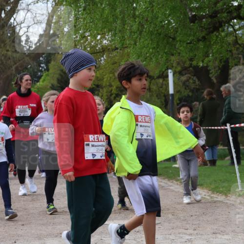 25.04.2026 - Das Zehntel Zöllner http://msf.ph/oto/9658492 25.04.2026 07:48:38 Laufen 230, 2545, 2530 meine-sportfotos.de