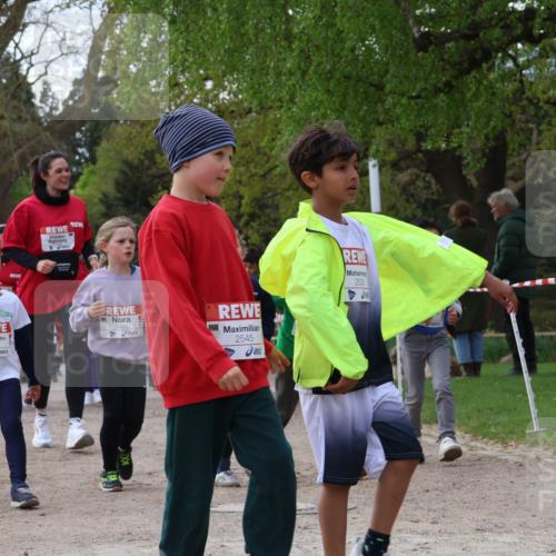 25.04.2026 - Das Zehntel Zöllner http://msf.ph/oto/9658498 25.04.2026 07:48:38 Laufen 230, 3437, 2545, 2530 meine-sportfotos.de