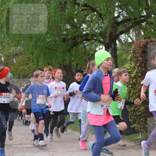 25.04.2026 - Das Zehntel Zöllner http://msf.ph/oto/9658499 25.04.2026 11:43:07 Laufen 10215, 10849, 11727, 11943 meine-sportfotos.de