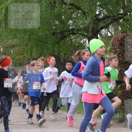 25.04.2026 - Das Zehntel Zöllner http://msf.ph/oto/9658502 25.04.2026 11:43:07 Laufen 10849, 11727, 11456, 1010, 11943 meine-sportfotos.de