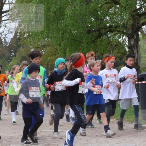 25.04.2026 - Das Zehntel Zöllner http://msf.ph/oto/9658514 25.04.2026 11:43:07 Laufen 10855, 10215, 11734, 11456, 11628 meine-sportfotos.de