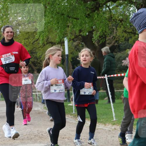 25.04.2026 - Das Zehntel Zöllner http://msf.ph/oto/9658525 25.04.2026 07:48:40 Laufen 3437, 3953, 3877 meine-sportfotos.de