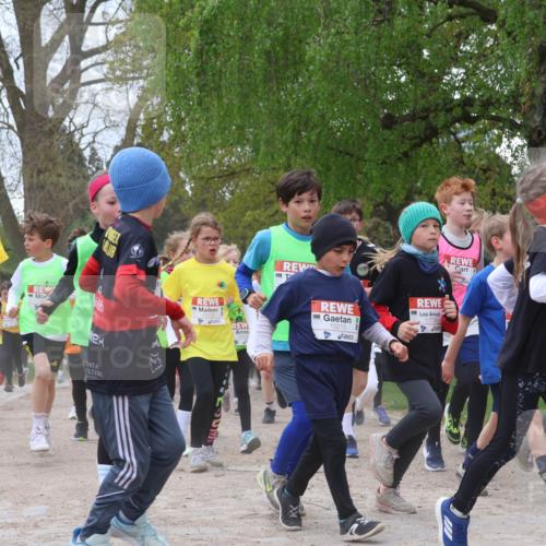 25.04.2026 - Das Zehntel Zöllner http://msf.ph/oto/9658532 25.04.2026 11:43:08 Laufen 12311, 8, 10215, 11734 meine-sportfotos.de
