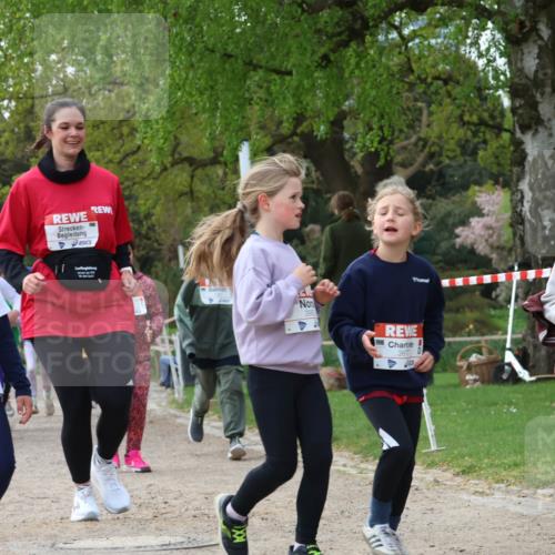 25.04.2026 - Das Zehntel Zöllner http://msf.ph/oto/9658534 25.04.2026 07:48:40 Laufen 3437, 395, 38 meine-sportfotos.de