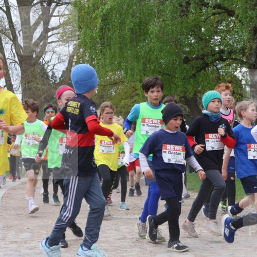 25.04.2026 - Das Zehntel Zöllner http://msf.ph/oto/9658535 25.04.2026 11:43:08 Laufen 12311, 8, 10849, 10215 meine-sportfotos.de