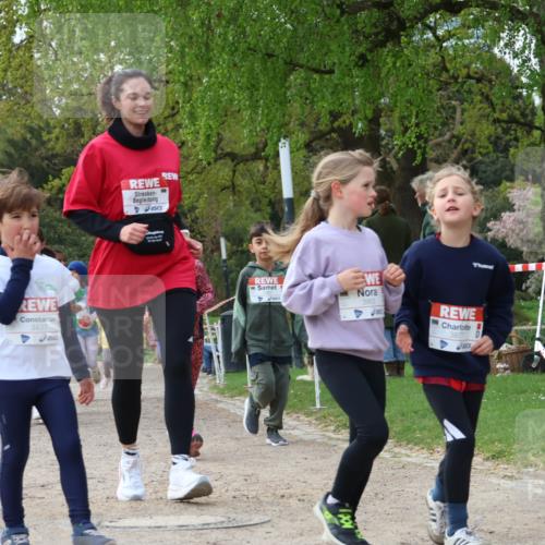 25.04.2026 - Das Zehntel Zöllner http://msf.ph/oto/9658537 25.04.2026 07:48:40 Laufen 3437, 3953, 3877 meine-sportfotos.de