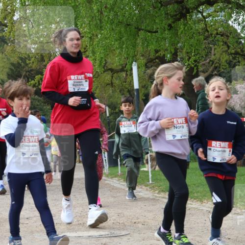 25.04.2026 - Das Zehntel Zöllner http://msf.ph/oto/9658540 25.04.2026 07:48:40 Laufen 3437, 3953, 3817 meine-sportfotos.de
