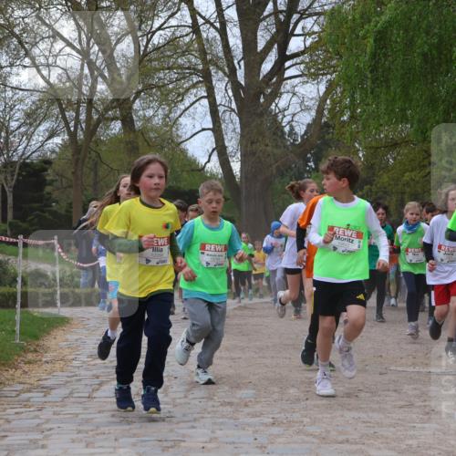 25.04.2026 - Das Zehntel Zöllner http://msf.ph/oto/9658562 25.04.2026 11:43:09 Laufen 12268, 10794, 1 meine-sportfotos.de