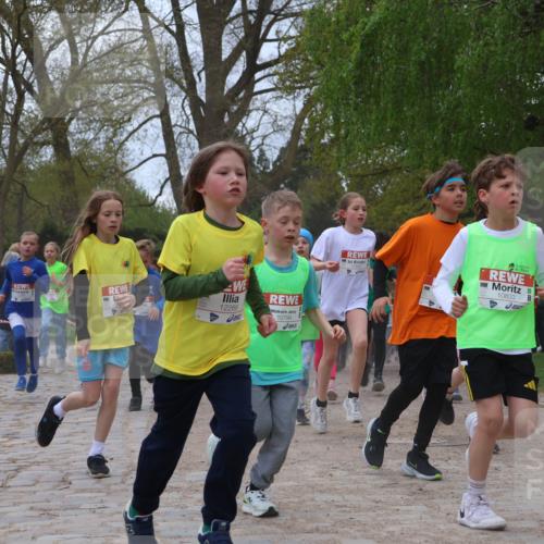 25.04.2026 - Das Zehntel Zöllner http://msf.ph/oto/9658589 25.04.2026 11:43:09 Laufen 12268, 10794, 10833 meine-sportfotos.de
