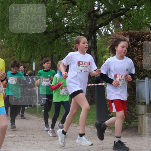 25.04.2026 - Das Zehntel Zöllner http://msf.ph/oto/9658628 25.04.2026 11:43:10 Laufen 12308, 12171, 11923, 11934 meine-sportfotos.de