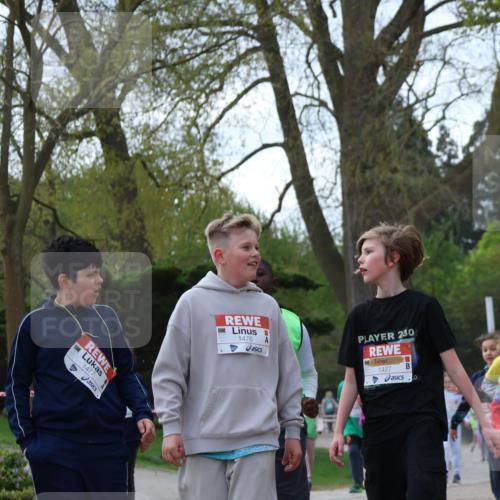 25.04.2026 - Das Zehntel Zöllner http://msf.ph/oto/9658651 25.04.2026 07:48:46 Laufen 1476, 230, 1427, 1360 meine-sportfotos.de