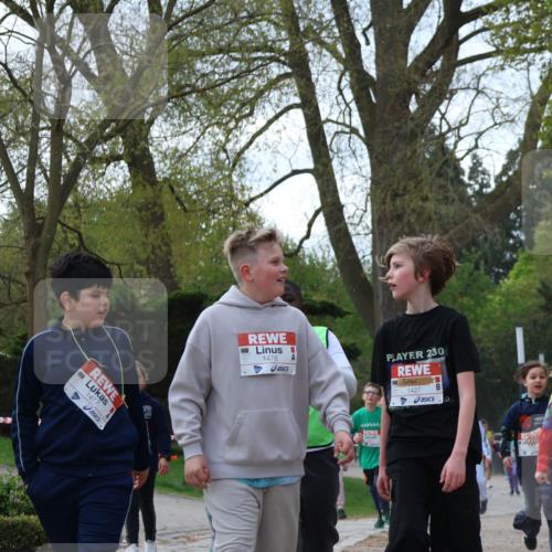 25.04.2026 - Das Zehntel Zöllner http://msf.ph/oto/9658663 25.04.2026 07:48:46 Laufen 1477, 1476, 230, 1427, 1360 meine-sportfotos.de