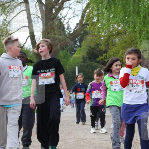 25.04.2026 - Das Zehntel Zöllner http://msf.ph/oto/9658675 25.04.2026 07:48:46 Laufen 1476, 230, 1427, 1360, 3460, 14 meine-sportfotos.de