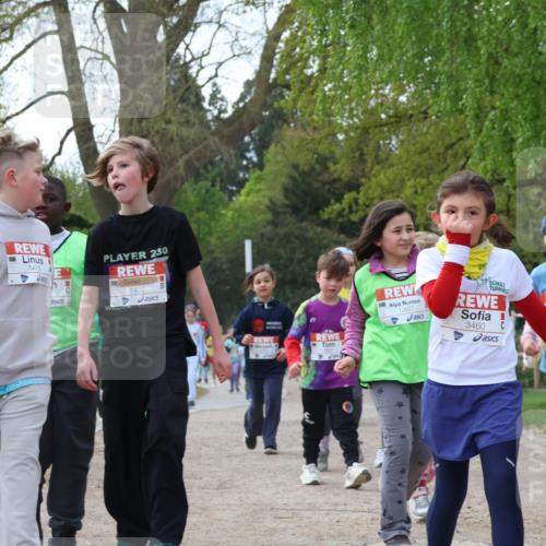 25.04.2026 - Das Zehntel Zöllner http://msf.ph/oto/9658678 25.04.2026 07:48:46 Laufen 1478, 230, 1427, 5, 1360, 3460 meine-sportfotos.de