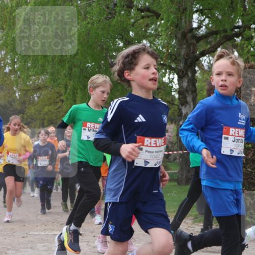 25.04.2026 - Das Zehntel Zöllner http://msf.ph/oto/9658679 25.04.2026 11:43:12 Laufen 10460, 106, 10452, 10454 meine-sportfotos.de
