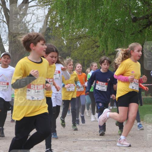 25.04.2026 - Das Zehntel Zöllner http://msf.ph/oto/9658706 25.04.2026 11:43:13 Laufen 1276, 11427, 11841, 1482, 10207, 11849, 12990 meine-sportfotos.de