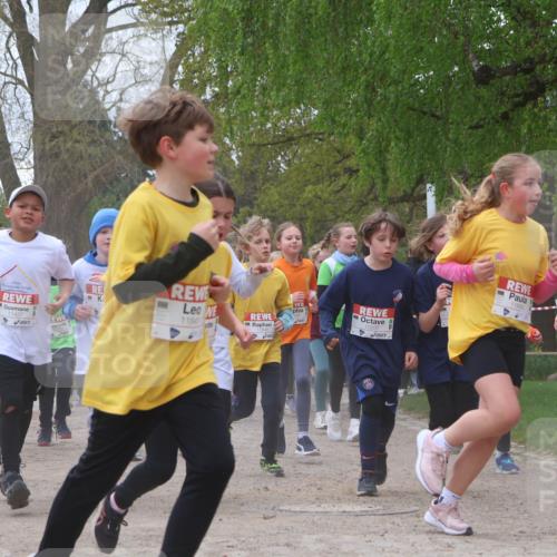 25.04.2026 - Das Zehntel Zöllner http://msf.ph/oto/9658709 25.04.2026 11:43:13 Laufen 133, 1276, 11427, 11841, 449, 11849 meine-sportfotos.de