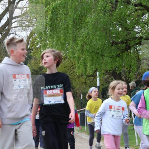 25.04.2026 - Das Zehntel Zöllner http://msf.ph/oto/9658714 25.04.2026 07:48:48 Laufen 1476, 23, 1427, 1500, 1380 meine-sportfotos.de
