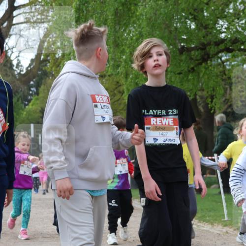 25.04.2026 - Das Zehntel Zöllner http://msf.ph/oto/9658723 25.04.2026 07:48:49 Laufen 1477, 147, 230, 1427, 1500 meine-sportfotos.de