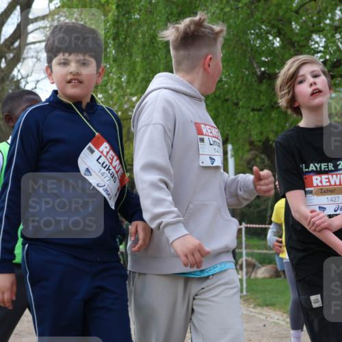 25.04.2026 - Das Zehntel Zöllner http://msf.ph/oto/9658735 25.04.2026 07:48:49 Laufen 1477, 14, 23, 1427, 2606 meine-sportfotos.de