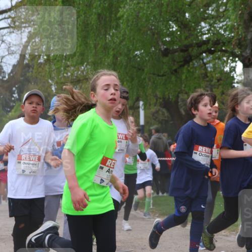 25.04.2026 - Das Zehntel Zöllner http://msf.ph/oto/9658739 25.04.2026 11:43:14 Laufen 11427, 127, 482, 10207, 1185 meine-sportfotos.de