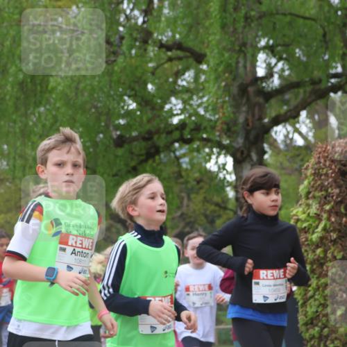 25.04.2026 - Das Zehntel Zöllner http://msf.ph/oto/9658829 25.04.2026 11:43:16 Laufen 1212, 10811, 10469, 250 meine-sportfotos.de