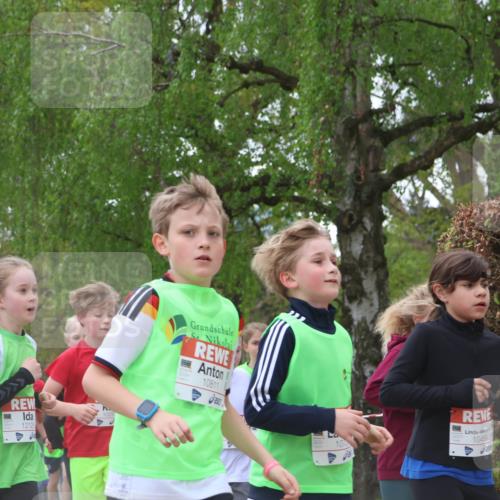 25.04.2026 - Das Zehntel Zöllner http://msf.ph/oto/9658835 25.04.2026 11:43:16 Laufen 174, 12125, 1026, 10811, 50, 10, 10469 meine-sportfotos.de
