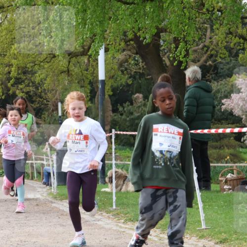 25.04.2026 - Das Zehntel Zöllner http://msf.ph/oto/9658864 25.04.2026 07:48:56 Laufen 2573, 10, 3732, 3735, 2535 meine-sportfotos.de