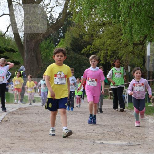 25.04.2026 - Das Zehntel Zöllner http://msf.ph/oto/9658900 25.04.2026 07:48:57 Laufen 1524 meine-sportfotos.de