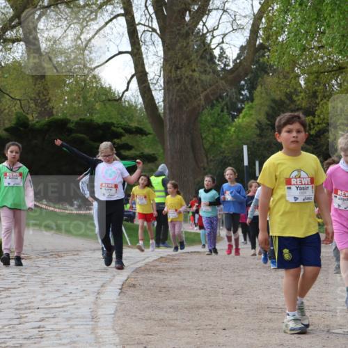 25.04.2026 - Das Zehntel Zöllner http://msf.ph/oto/9658918 25.04.2026 07:48:58 Laufen 1524 meine-sportfotos.de