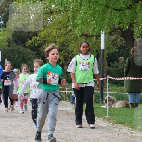 25.04.2026 - Das Zehntel Zöllner http://msf.ph/oto/9658984 25.04.2026 07:49:01 Laufen 1489, 2357, 3319 meine-sportfotos.de