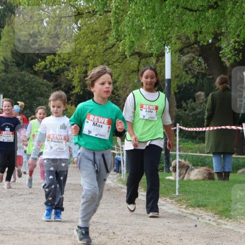 25.04.2026 - Das Zehntel Zöllner http://msf.ph/oto/9658993 25.04.2026 07:49:01 Laufen 255, 1489, 2357, 3319 meine-sportfotos.de