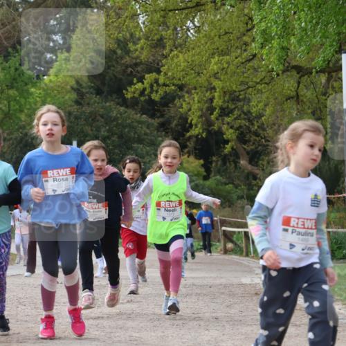 25.04.2026 - Das Zehntel Zöllner http://msf.ph/oto/9659032 25.04.2026 07:49:03 Laufen 2700, 3754, 3772, 1094, 1072, 1489, 3319 meine-sportfotos.de