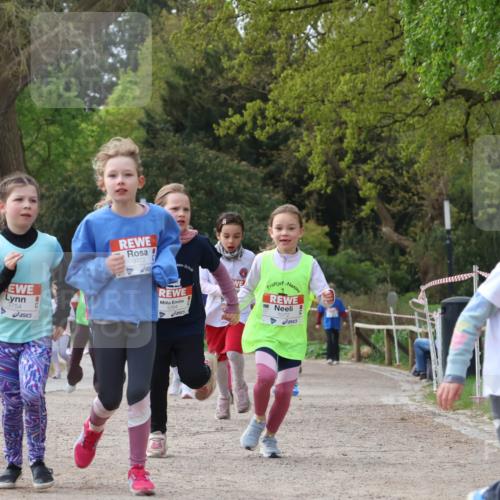 25.04.2026 - Das Zehntel Zöllner http://msf.ph/oto/9659038 25.04.2026 07:49:03 Laufen 2700, 3754, 3772, 1094, 1072, 1489 meine-sportfotos.de