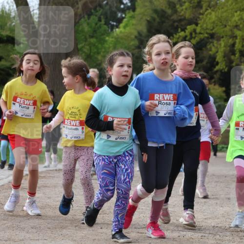 25.04.2026 - Das Zehntel Zöllner http://msf.ph/oto/9659068 25.04.2026 07:49:05 Laufen 36, 2687, 2700, 3754, 3772, 1, 1072 meine-sportfotos.de